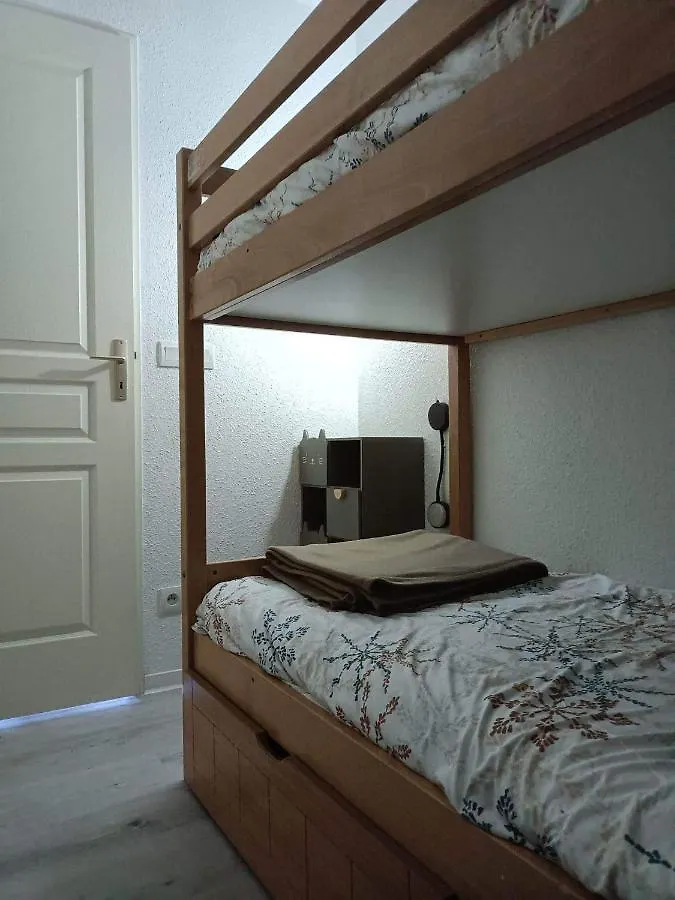 T3 Avec Terrasse 6 Personnes, La Joue Du Loup Apartment 0*,  France